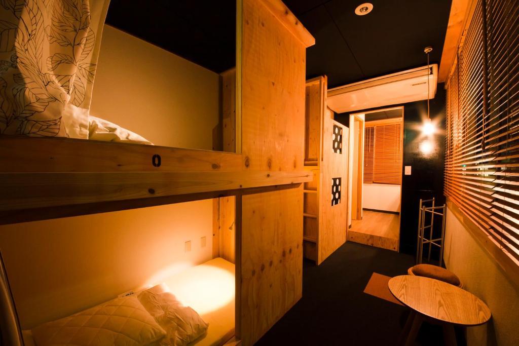 Hakata Gofukumachi Hostel Takataniya Fukuoka  Phòng bức ảnh