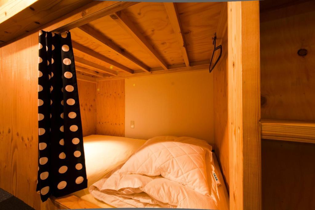Hakata Gofukumachi Hostel Takataniya Fukuoka  Phòng bức ảnh