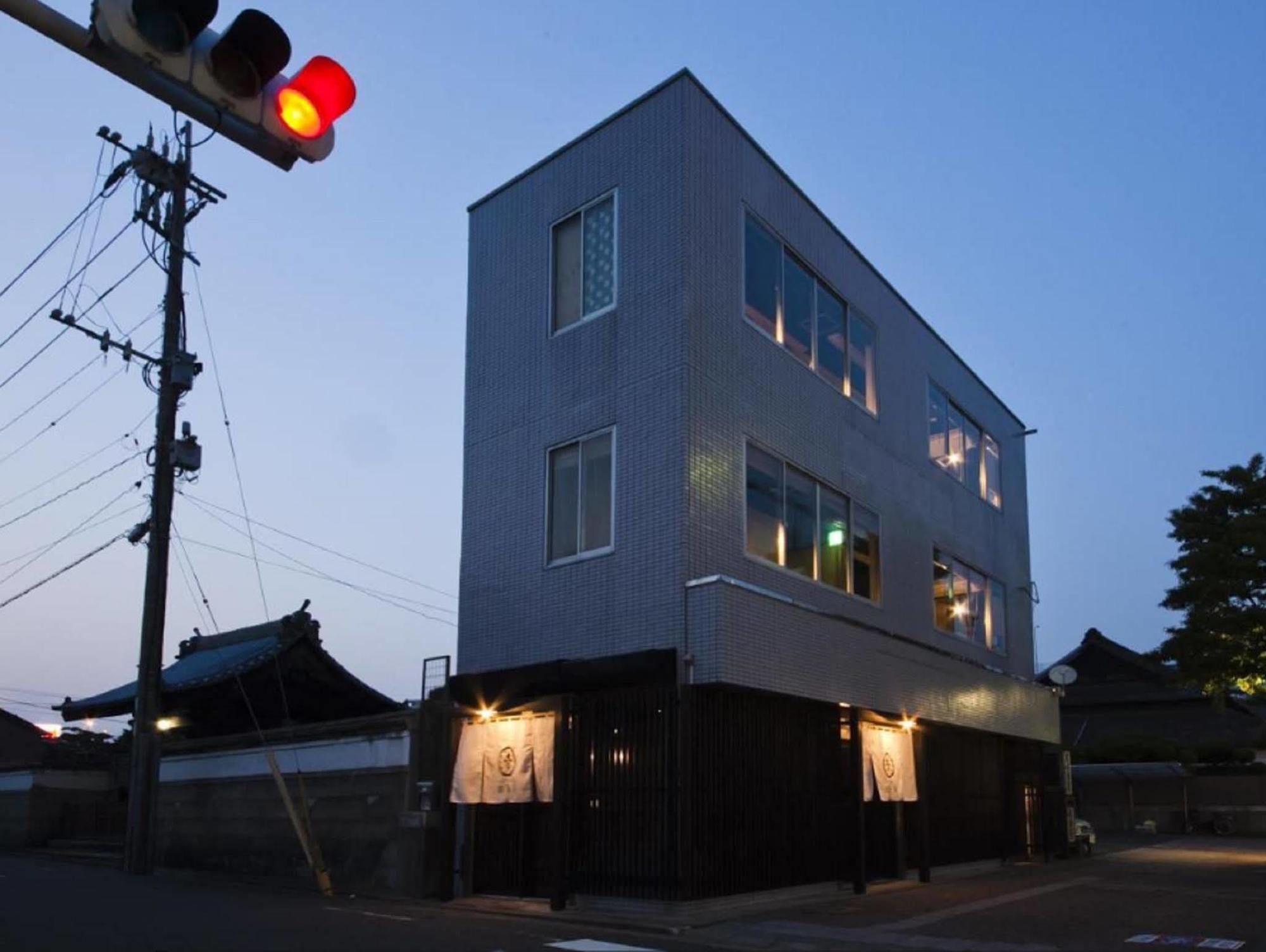 Hakata Gofukumachi Hostel Takataniya Fukuoka  Ngoại thất bức ảnh
